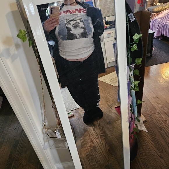 Ashleys Goodies ♡ - Picture 2 of 3